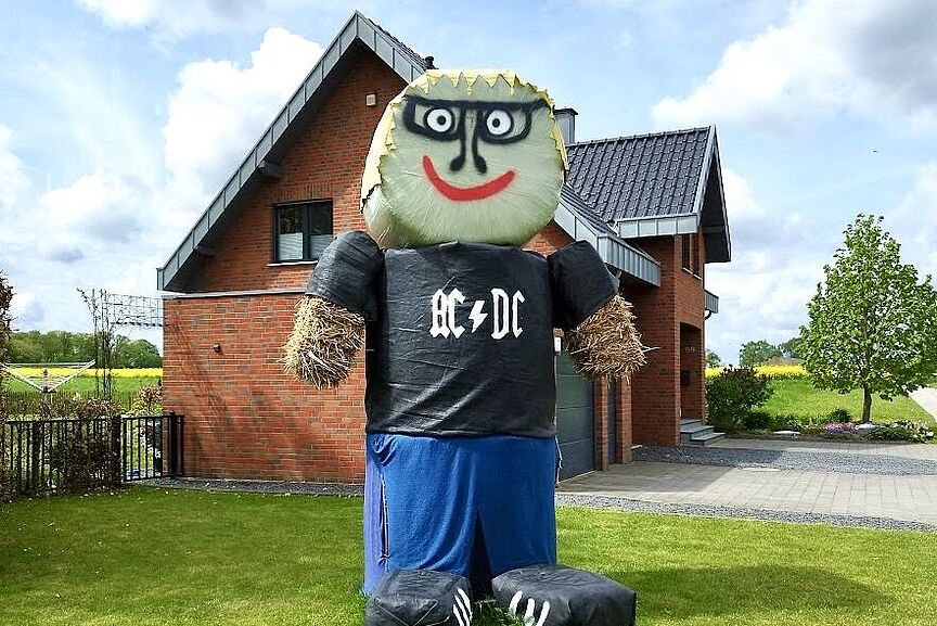 Strohballen Mensch Strohballen Mensch