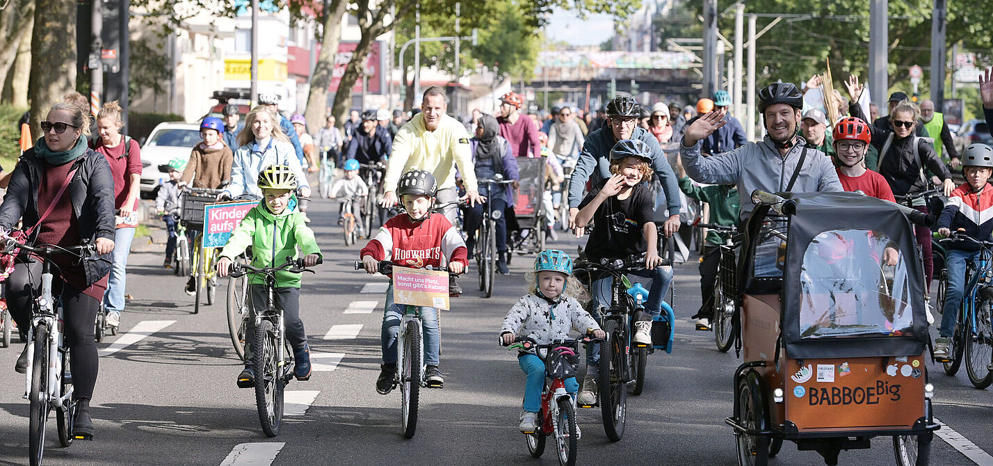 Kidical Mass: Kinder fordern sichere Straßen für alle